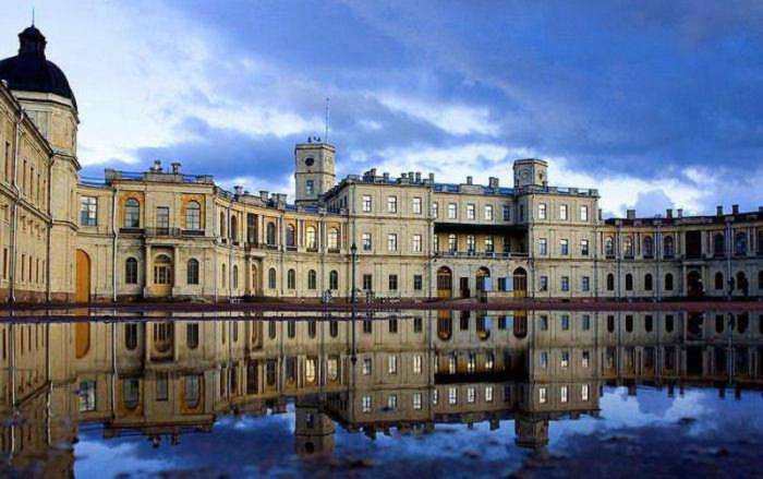 Big Gatchinsky Palace-Gatchina Museum-Reserve: description, historical facts, how to get