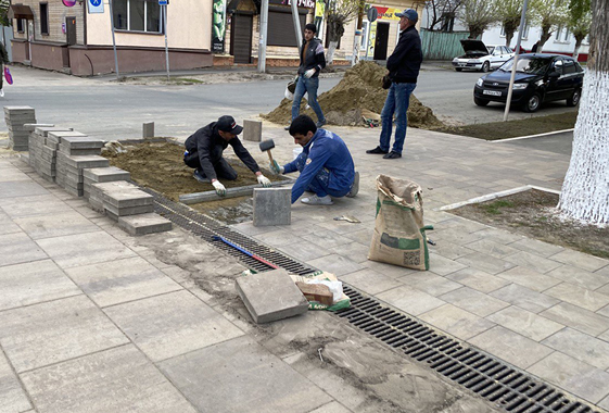 The contractor refused to eliminate defects on the Volska pedestrian street