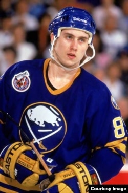 Alexander Mogilny, photo NHL Hall of Fame